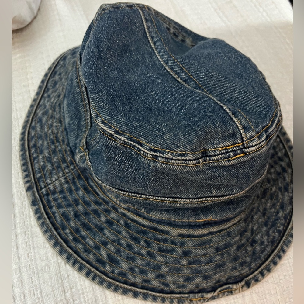 Denim bucket hat